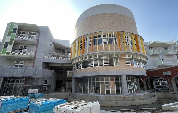 115.07.31_圖書館立面